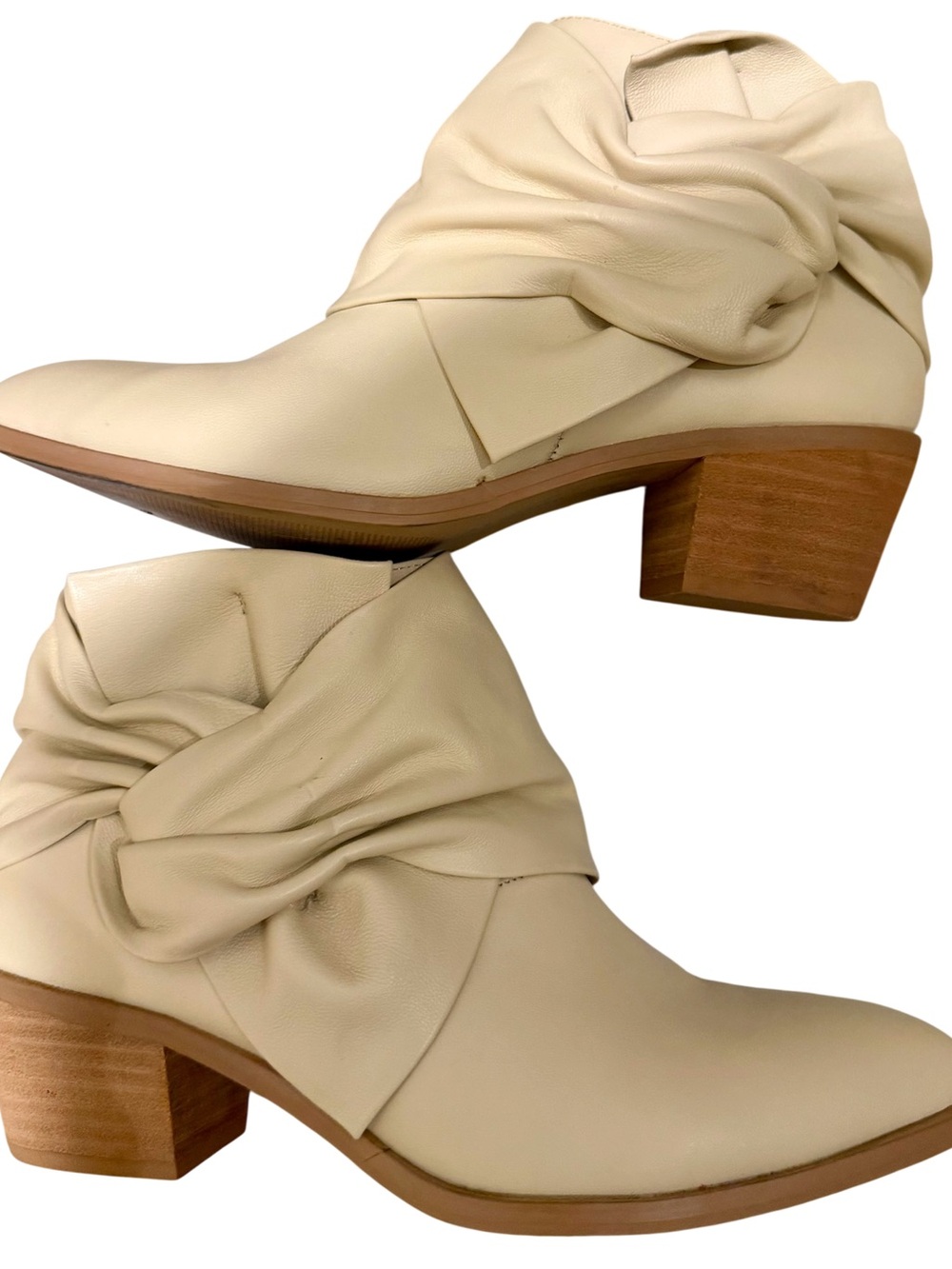 Sole Society Women’s Cream Knot-Detail Ankle Boots Size 7.5